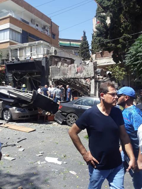 انفجار ضخم يدمر منزل أيمن زيدان في دمشق.. ماذا