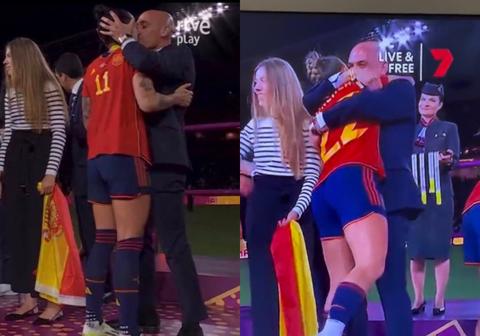 جيني هيرموسو عارية مع كأس العالم بعد القبلة