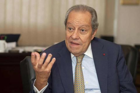 وزير مصري سابق: البحث عن كومبارس لمنافسة السيسي